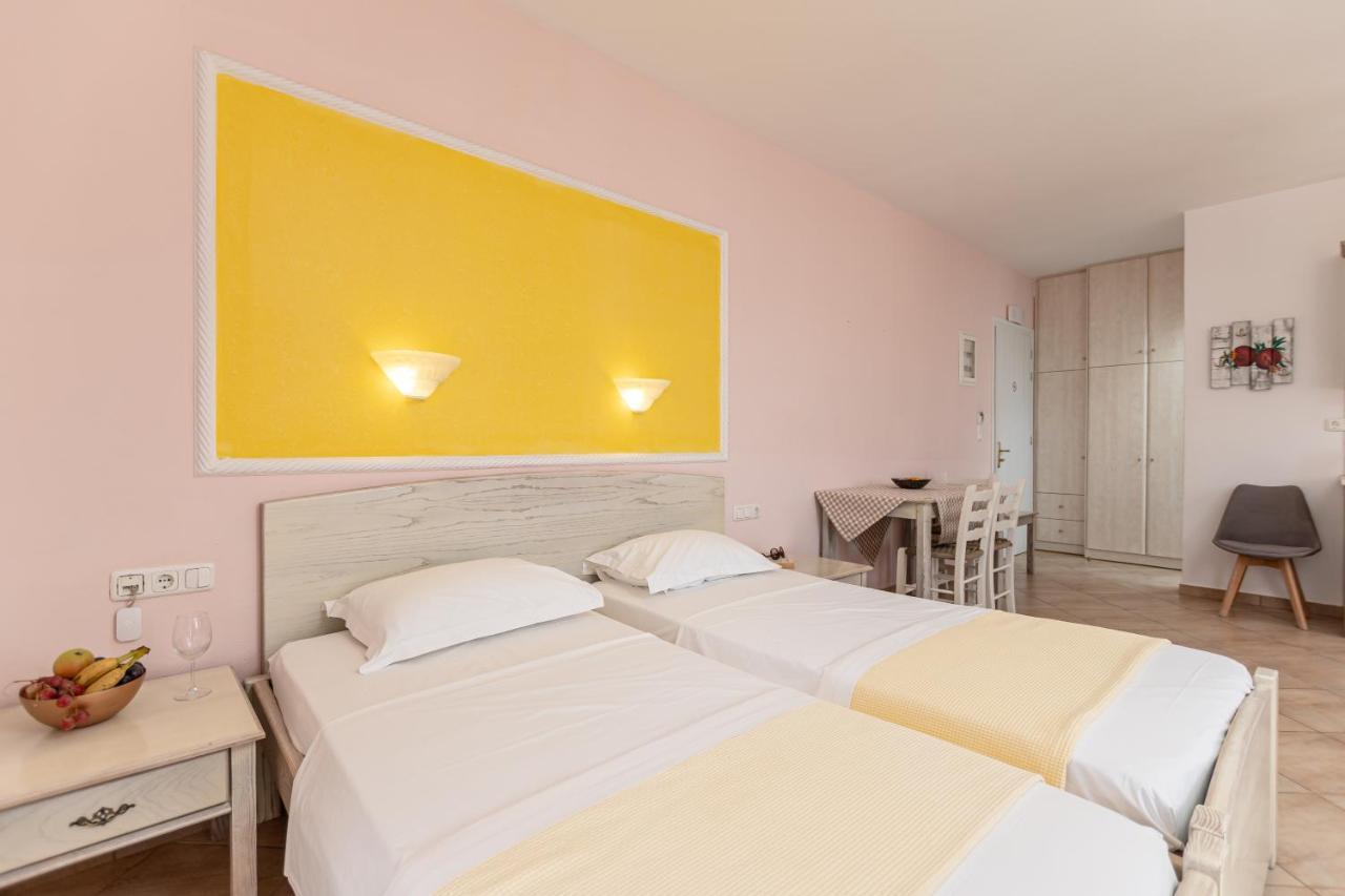 Annita'S Village Hotel Agia Anna  Exterior photo